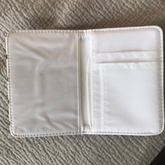 NWOT husband/wife ID passport set - Picture 3 of 8